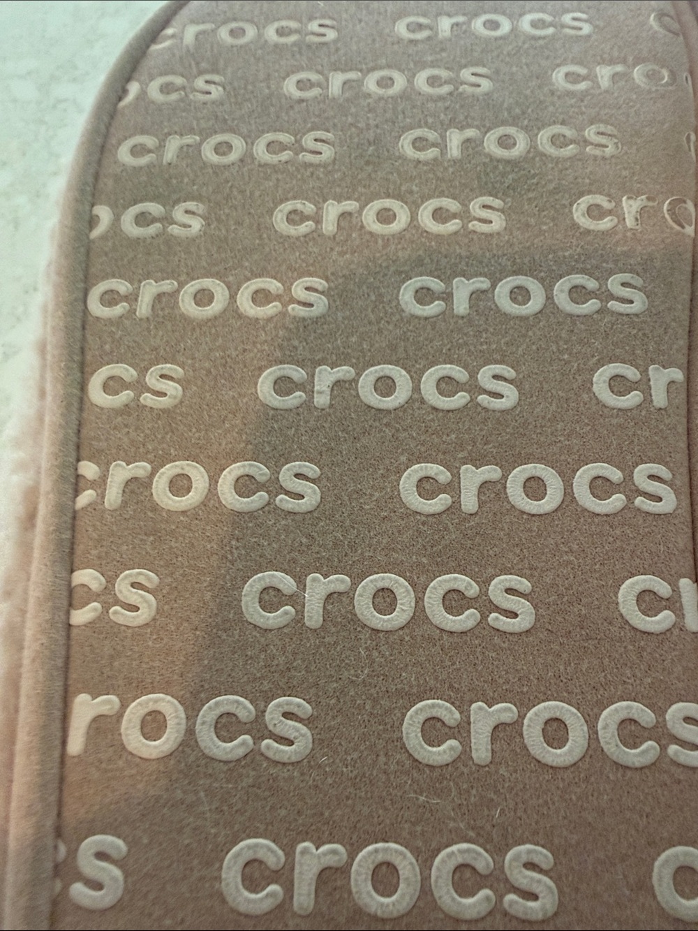 Crocs Slipper - Picture 2 of 4